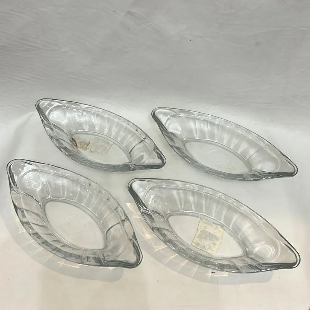 Macy’s Banana Split Boats Made USA Set Of 4 Dishwasher Safe 4 1/4 Wide 9 In Long